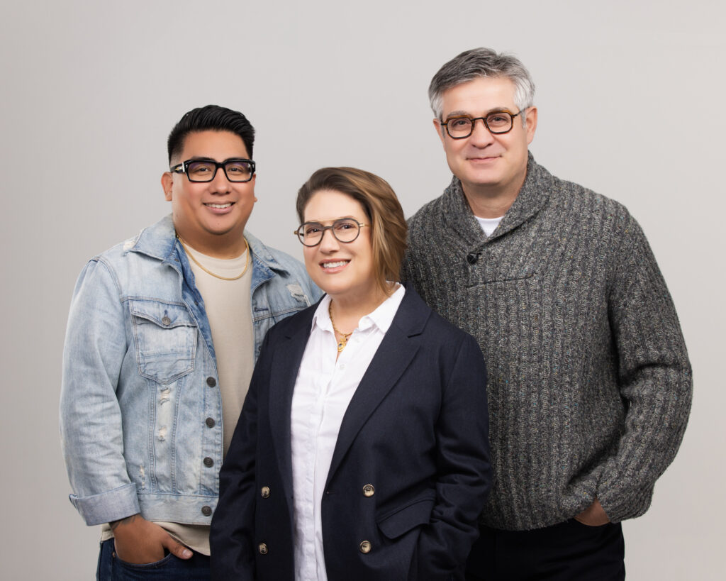 the eye gallery owner