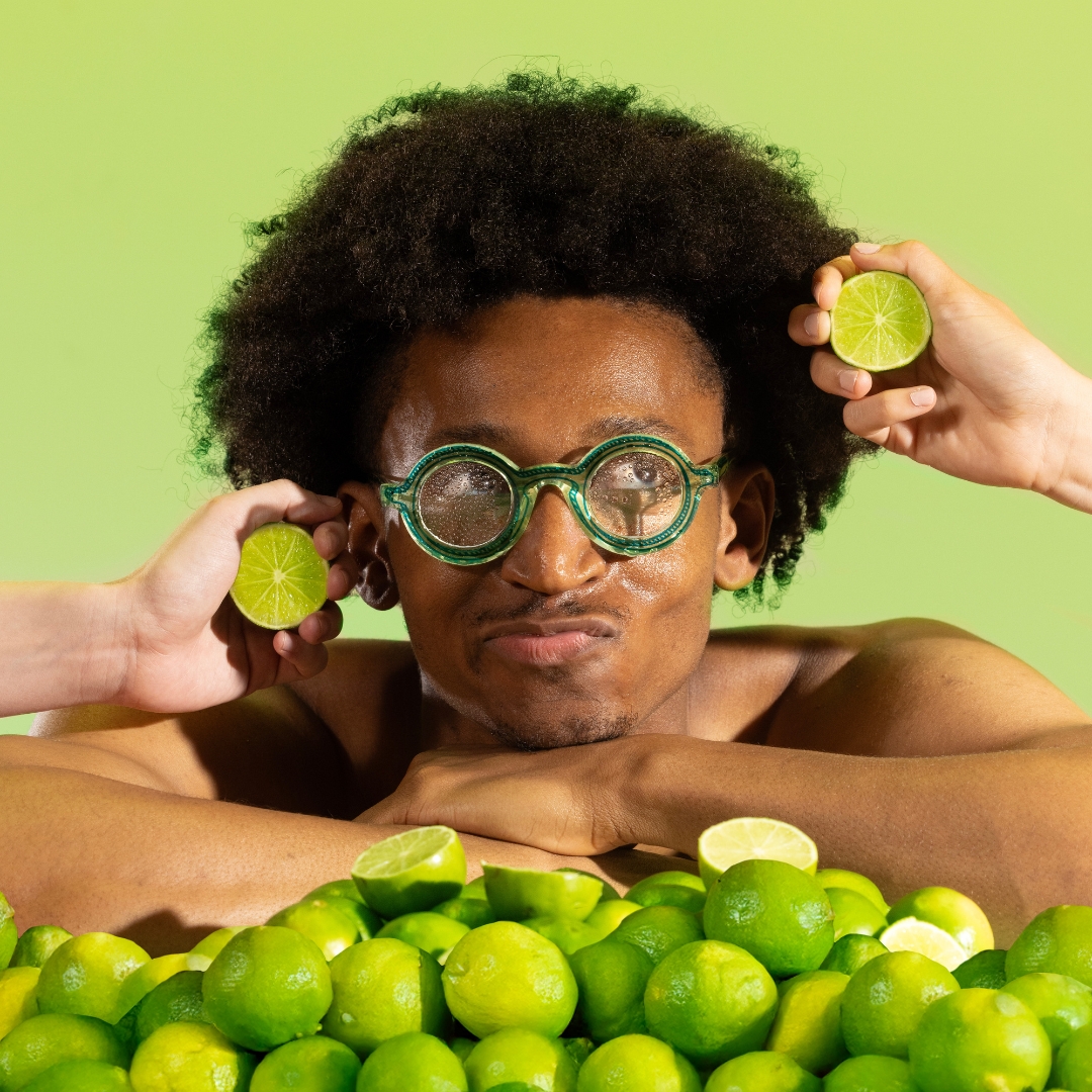 The Eye Gallery - Theo